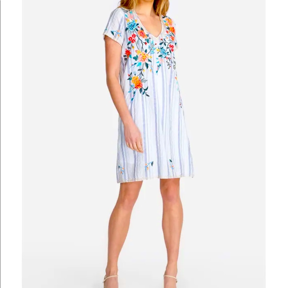 Johnny Was Norah dress. Cotton fabric, airy relaxed fit
